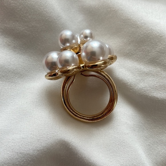 Faux Pearl Gold Ring - Picture 6 of 6